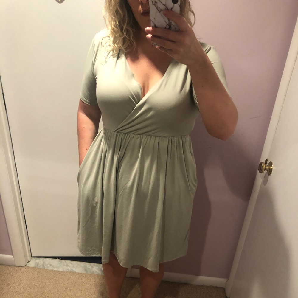 Sage dress, large